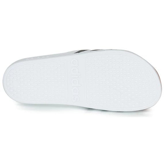 Adidas fehér papucs zuhanyozáshoz nagyméretben