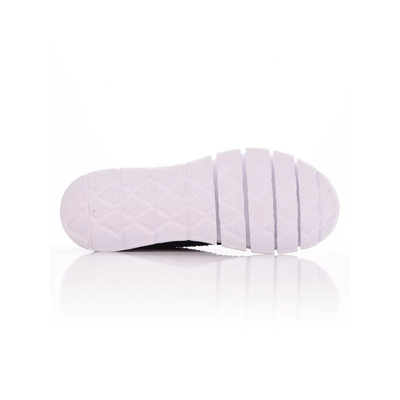 Dorko fekete cipő nagyméretben