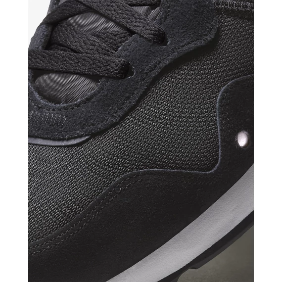 Nike Ventura runner fekete férfi cipő nagyméretben