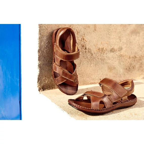 Pikolinos barna bőr férfi szandál nagyméretben