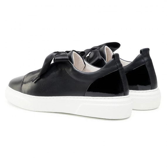 Gabor sneaker fekete színben párban oldalról