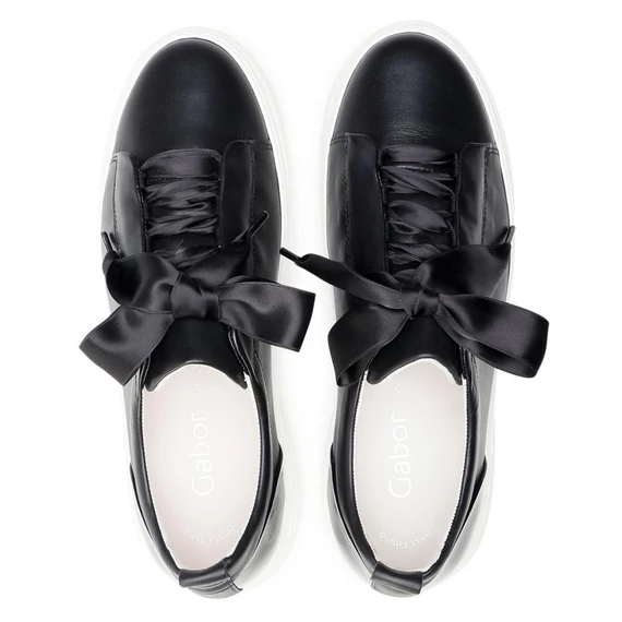 Gabor sneaker fekete színben párban felülről