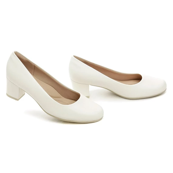 Piccadilly fehér magassarkú pumps nagyméretben