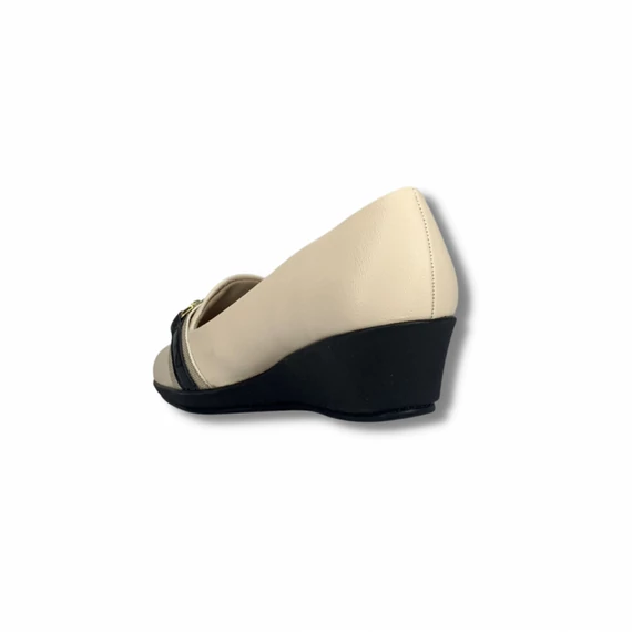 Piccadilly bézs női cipő nagyméretben