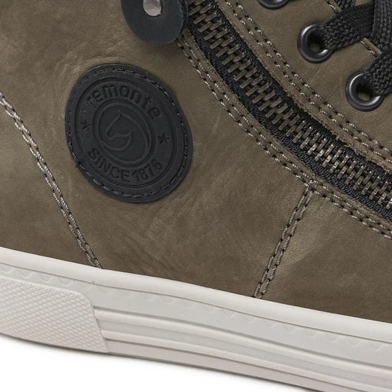 Remonte enyhén bélelt zöld magasszárú női cipő nagyméretben