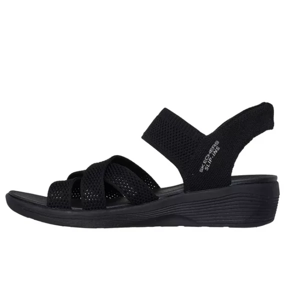 Skechers Slip-ins: Arya - Cooling off fekete női szandál nagyméretben