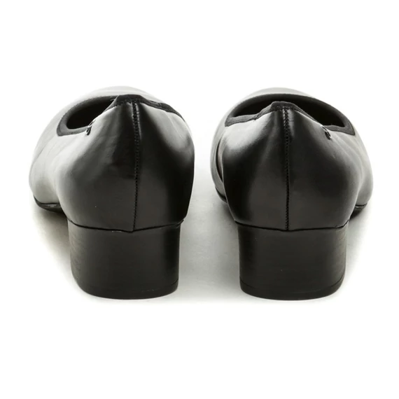 Tamaris Comfort Fit fekete bőr női alkalmi cipő nagyméretben