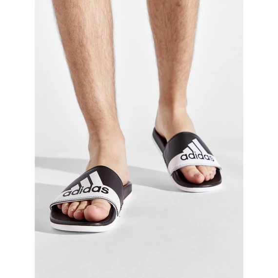 Adidas Adilette Comfort fekete-fehér papucs nagyméretben