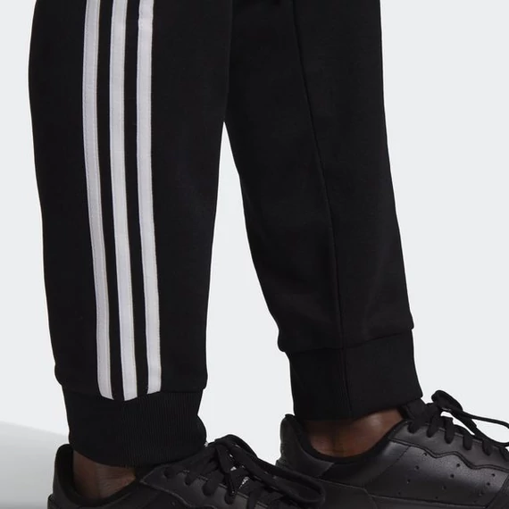 Adidas fekete nadrág