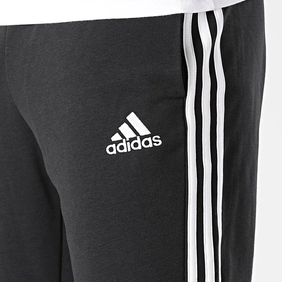 Adidas fekete nadrág nagyméretben