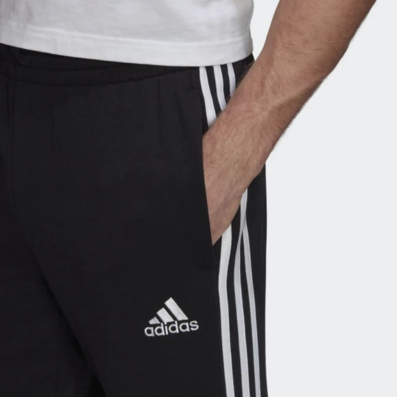 Adidas fekete nadrág nagyméretben