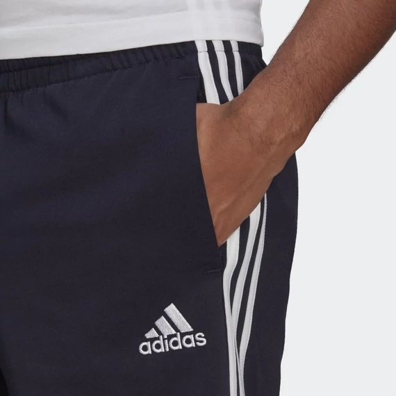Adidas sötétkék rövidnadrág 