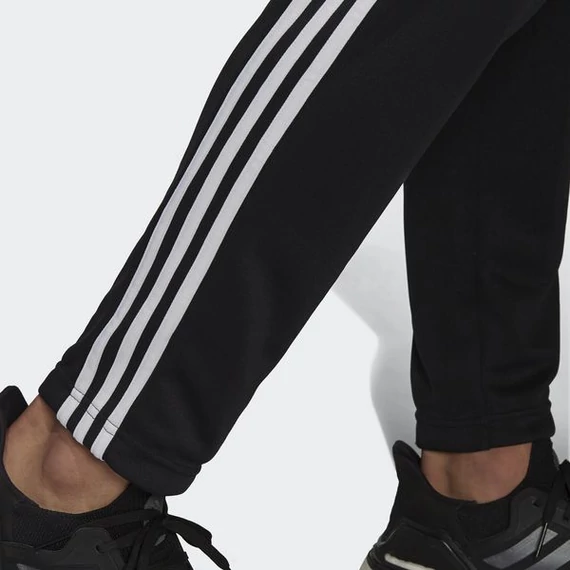 Adidas fekete melegítő együttes nagyméretben