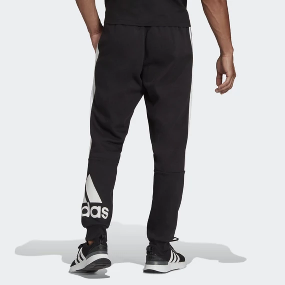 Adidas fekete nadrág